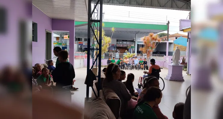 Projeto Ecopáscoa leva solidariedade a idosos em Imbituva