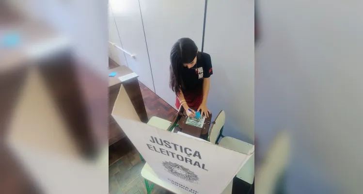 Todos os alunos do terceiro ano do Ensino Fundamental I até o Ensino Médio votaram.