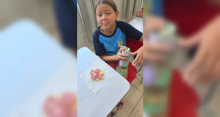 Como fechamento, os alunos confeccionaram pizzas utilizando ingredientes disponíveis em casa, integrando conteúdos como frações e unidades de medida.