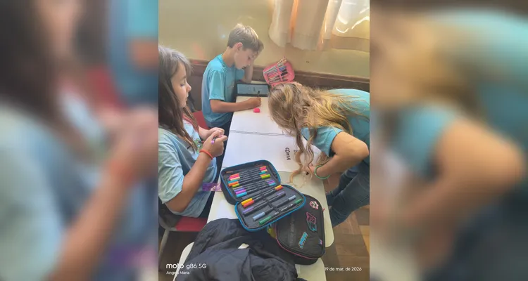 Veja a série de registros do amplo trabalho em sala de aula.