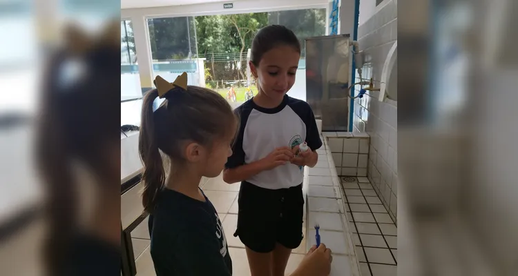 Confira os registros dentro e fora da instituição de ensino.