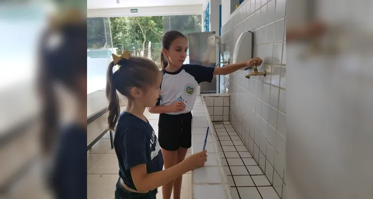 Confira os registros dentro e fora da instituição de ensino.