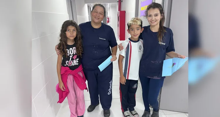 Veja os registros da ampla homenagem dos estudantes.