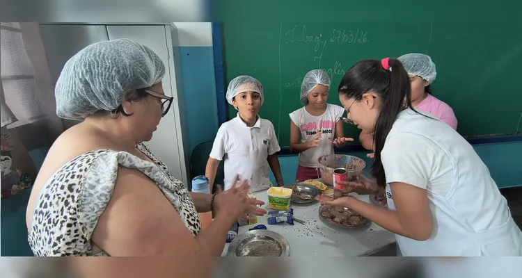 Confira os registros do amplo trabalho em sala de aula.