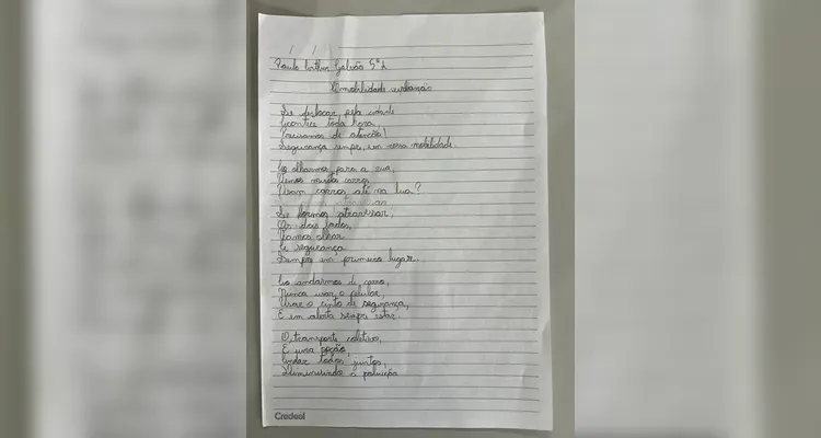 Os estudantes também escreveram um poema e confeccionaram mapas mentais.