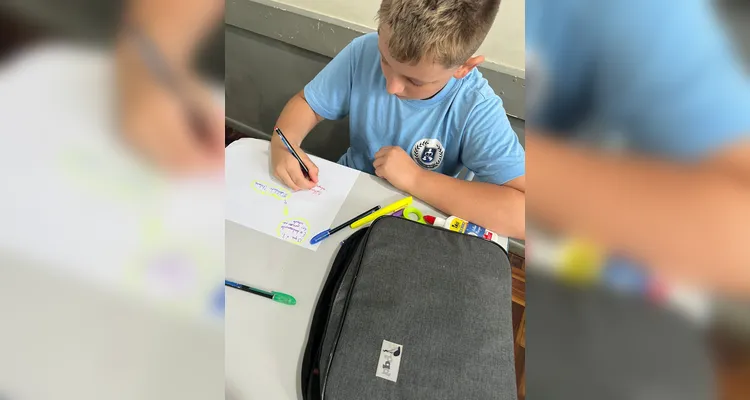 Os estudantes também escreveram um poema e confeccionaram mapas mentais.