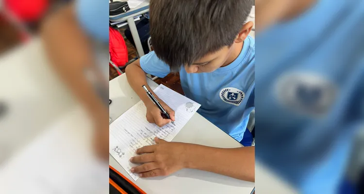 Os estudantes também escreveram um poema e confeccionaram mapas mentais.