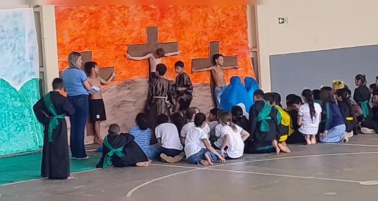 Veja a série de registros do amplo trabalho realizado pelos estudantes.