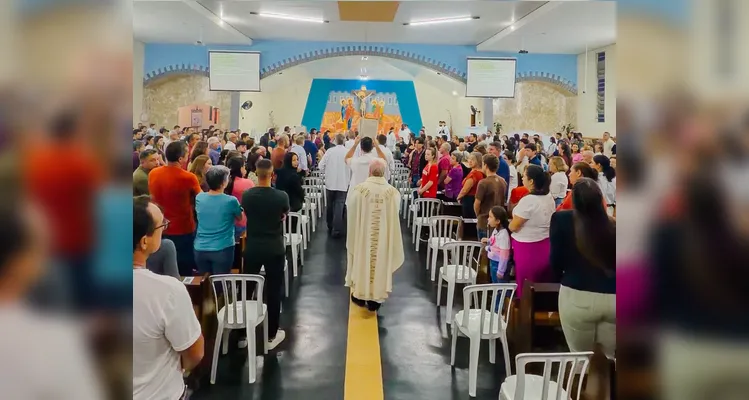 Celebração da Ceia do Senhor marca início do Tríduo Pascal em Carambeí