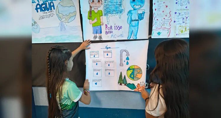 Veja a série de registros do amplo trabalho dentro e fora da sala de aula.