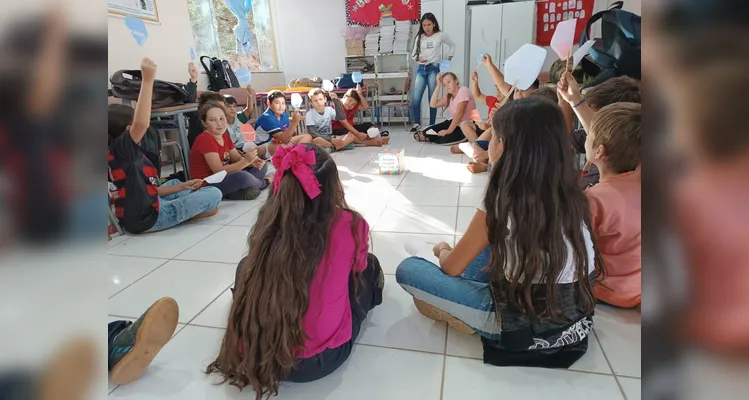 Confira os registros do trabalho em sala de aula.