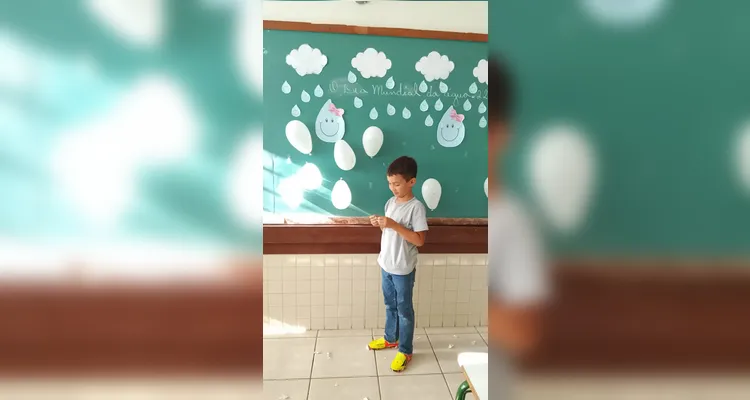 Veja a série de registros do amplo trabalho em sala de aula.