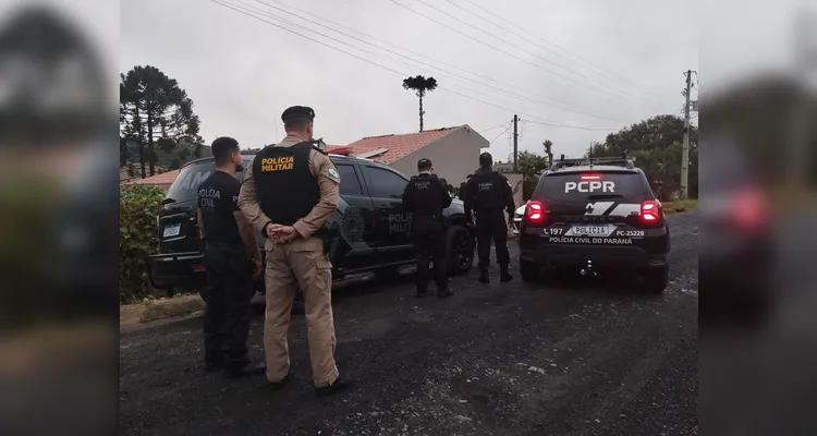 Ação contou com cerca de 50 policiais