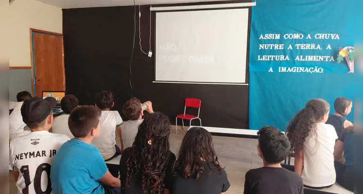 Confira as fotos do diversificado trabalho.