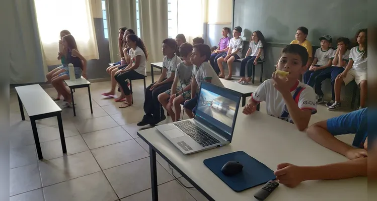 Confira as fotos do diversificado trabalho.