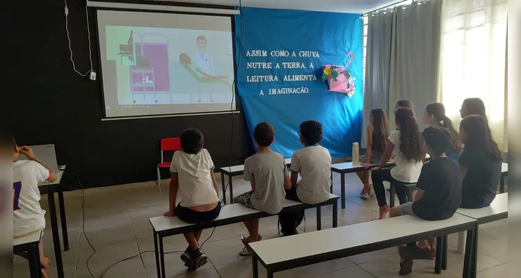 Confira as fotos do diversificado trabalho.