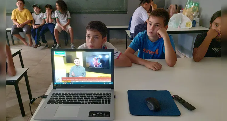 Confira as fotos do diversificado trabalho.