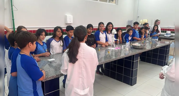 Confira alguns registros da ampla proposta com os alunos.