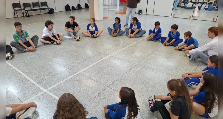 Confira alguns registros da ampla proposta com os alunos.