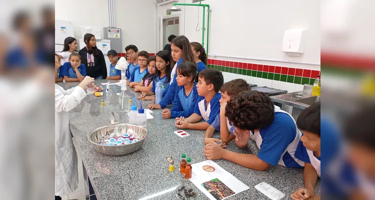 Confira alguns registros da ampla proposta com os alunos.