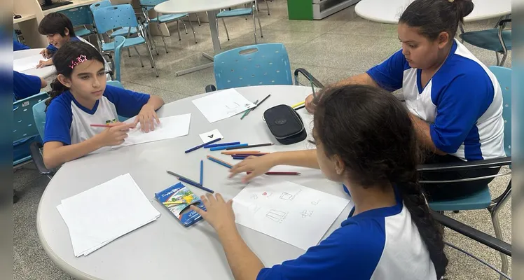 Confira alguns registros da ampla proposta com os alunos.