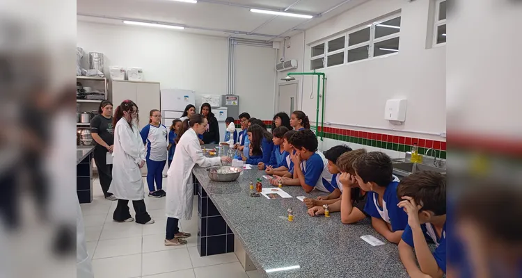 Confira alguns registros da ampla proposta com os alunos.