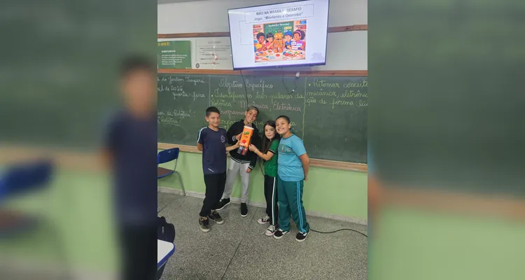 Veja os registros do amplo trabalho em sala de aula.