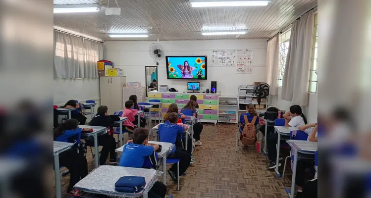 Confira os registros do trabalho em sala de aula.