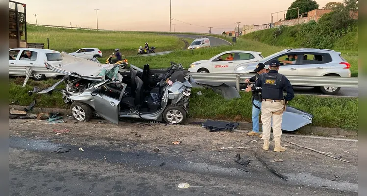 Confira imagens do local do trágico acidente que ocasionou duas mortes em Ponta Grossa