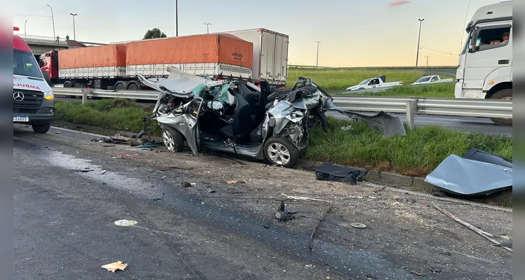 Confira imagens do local do trágico acidente que ocasionou duas mortes em Ponta Grossa