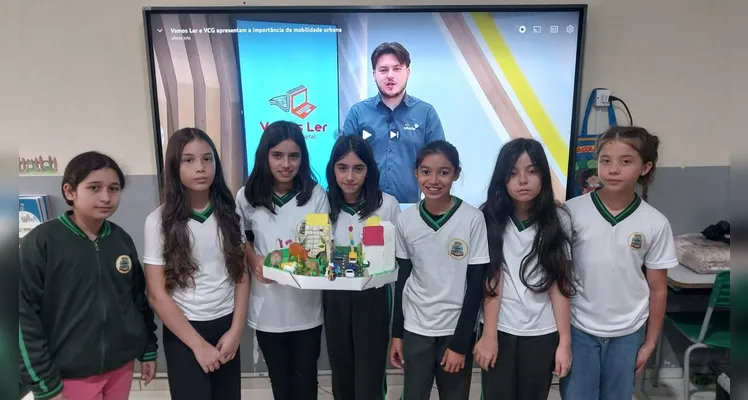 Confira os registros do amplo trabalho em sala de aula.