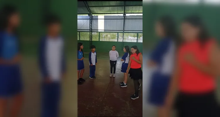 Veja a série de registros do trabalho dentro e fora da sala de aula.