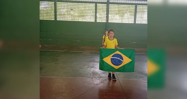 Veja a série de registros do trabalho dentro e fora da sala de aula.