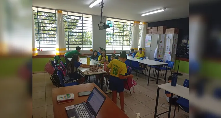Veja a série de registros do trabalho dentro e fora da sala de aula.