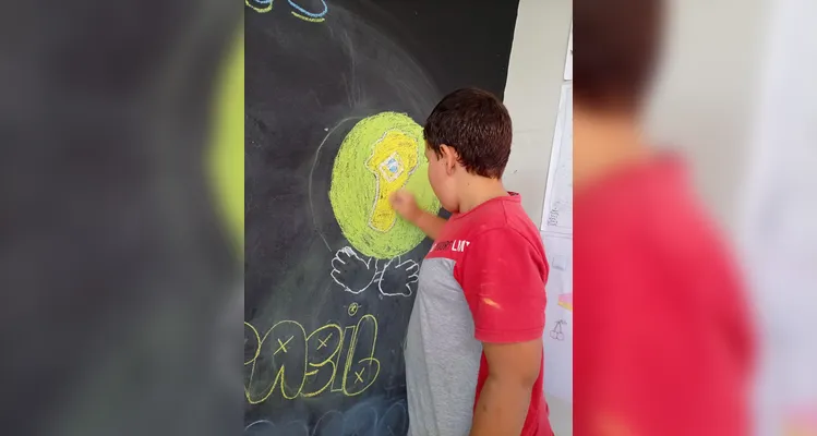 Veja a série de registros do trabalho dentro e fora da sala de aula.