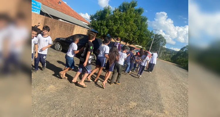 Confira a série de registros do amplo trabalho em sala de aula.