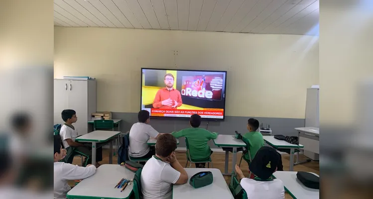 Confira a série de registros do trabalho dentro e fora da sala de aula.