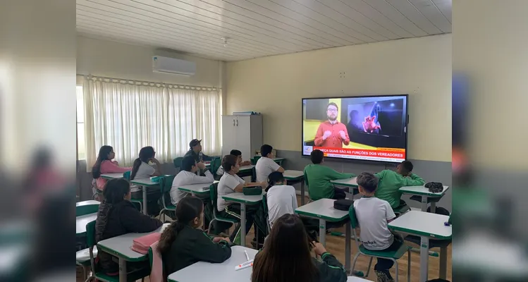 Confira a série de registros do trabalho dentro e fora da sala de aula.