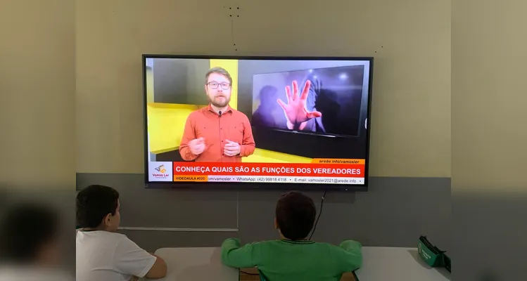 Confira a série de registros do trabalho dentro e fora da sala de aula.