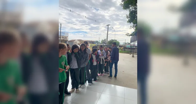 Confira a série de registros do trabalho dentro e fora da sala de aula.