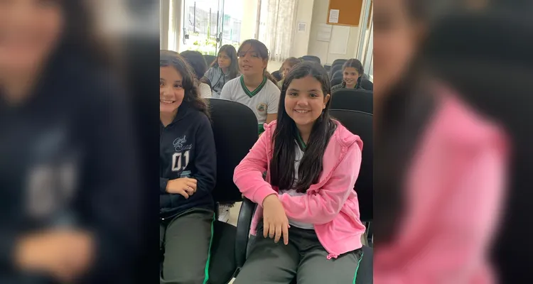 Confira a série de registros do trabalho dentro e fora da sala de aula.