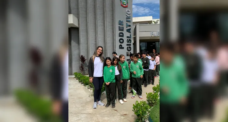 Confira a série de registros do trabalho dentro e fora da sala de aula.