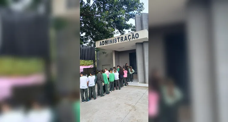 Confira a série de registros do trabalho dentro e fora da sala de aula.