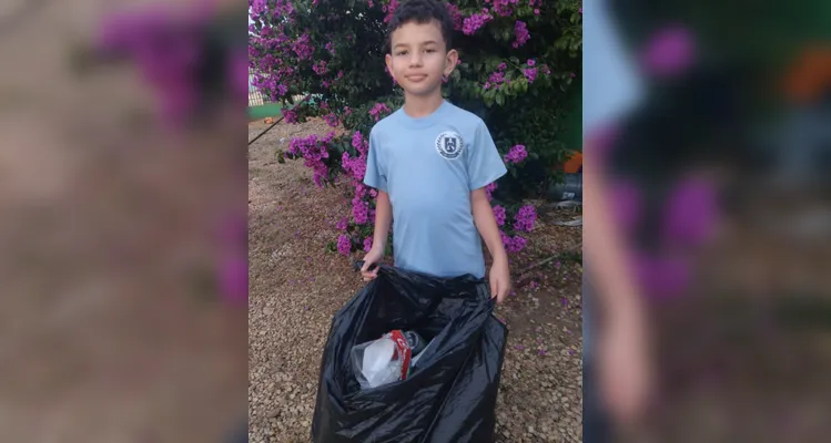 Em casa, os alunos registraram atitudes sustentáveis realizadas por eles e seus familiares.