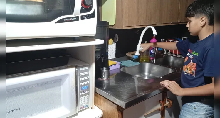 Em casa, os alunos registraram atitudes sustentáveis realizadas por eles e seus familiares.