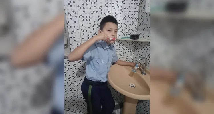 Em casa, os alunos registraram atitudes sustentáveis realizadas por eles e seus familiares.