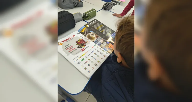 Os conteúdos do anuário foram trabalhados de forma integrada entre as disciplinas de Geografia e Matemática, permitindo que os alunos analisassem dados como população, número de empresas, renda e Índice de Desenvolvimento Humano.