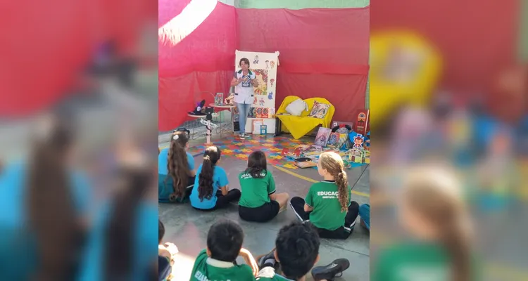 Veja a série de registros do trabalho realizado com os alunos.