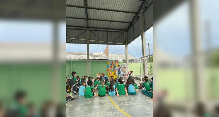 Veja a série de registros do trabalho realizado com os alunos.