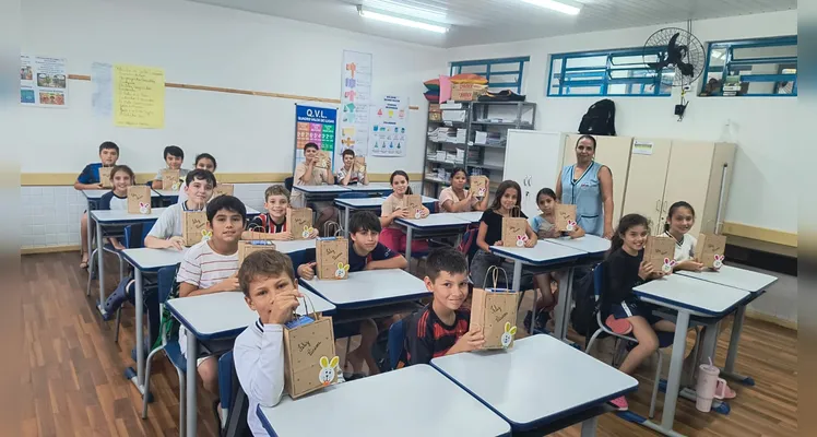 Confira os registros do trabalho em sala de aula.
